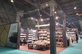 {"id":536,"url":"\/yuklemeler\/hizmet-gorseli\/kutahya-porselen\/kutahya-porselen-fuar-stand-tasarim2.jpeg.jpeg","title":null,"desc":null,"order":0,"created_at":"2018-03-15 14:22:45","updated_at":"2018-03-15 14:22:45"}